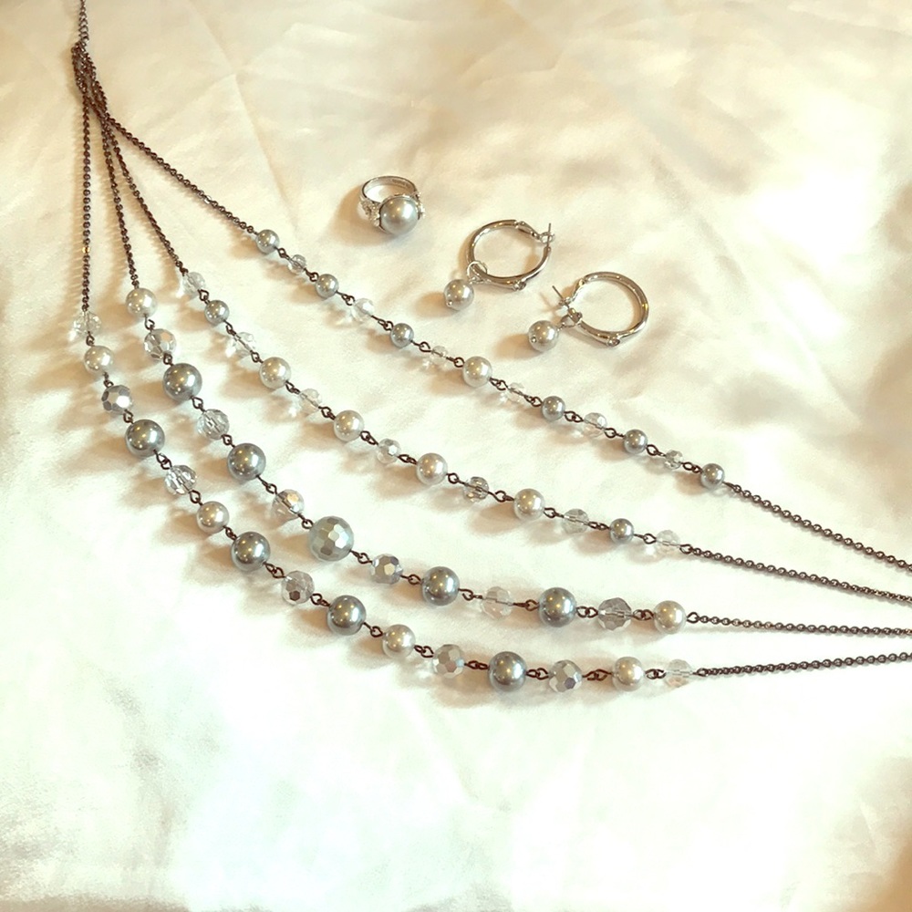 Necklace, earring and ring set